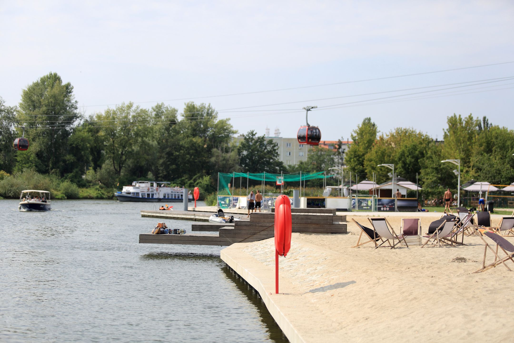 Plaża nad Odrą we Wrocławiu