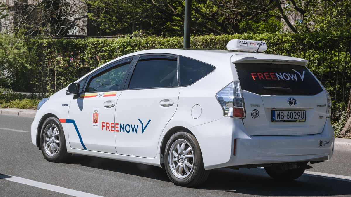 Szef Free Now w Polsce wskazuje na dwa czynniki, które mają podnieść ceny usług taxi