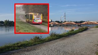 Autobus na wałach we Wrocławiu. Kierowca pomylił trasę