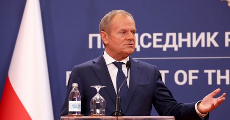 Czarne chmury nad Macierewiczem. Tusk zabiera głos