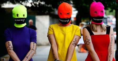 W Soczi ARESZTOWANO członkinie Pussy Riot!