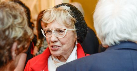 Minister sugeruje wolontariat. Słowa zaszczepionej aktorki go zaskoczą