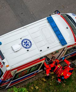 Tragiczna decyzja dyspozytora. Mężczyzna zmarł sam w mieszkaniu