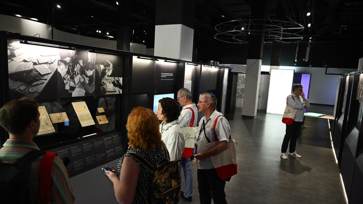 Turyści już odwiedzają gdańską wystawę 