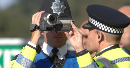 44 pytania, które wstrząsnęły Scotland Yardem