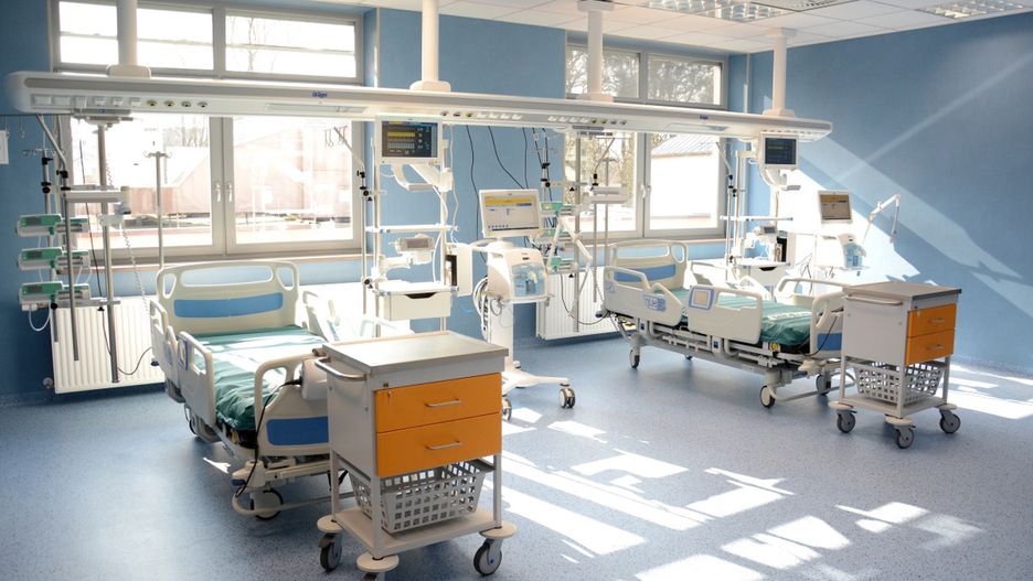szpital łóżko koronawirus