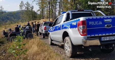 Beskidzkie lasy pod okiem policyjnego drona. Jesienna akcja służb