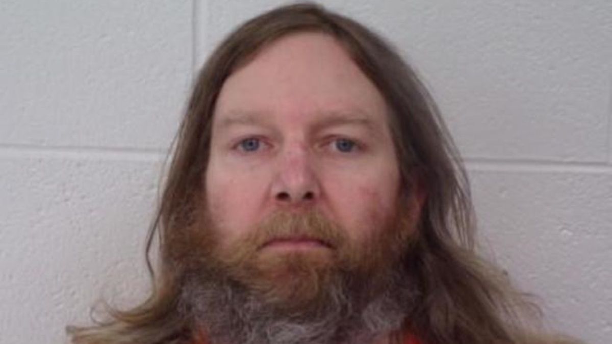 Jeffrey Burnham zamordował brata, ponieważ podawał ludziom szczepionkę przeciw COVID-19 