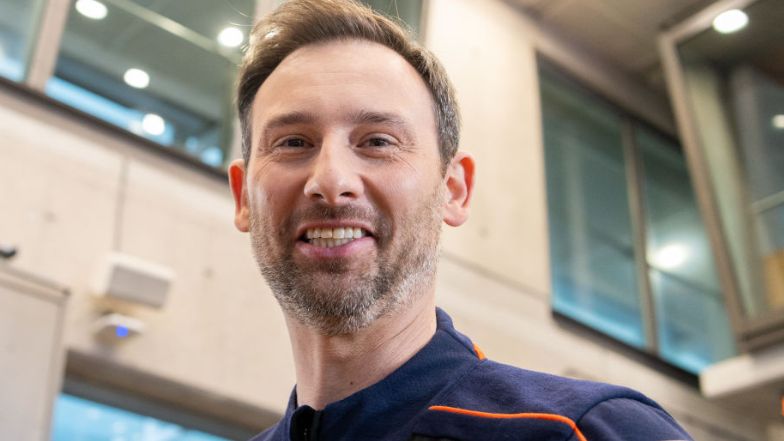 Ile zarobi Sławosz Uznański-Wiśniewski?