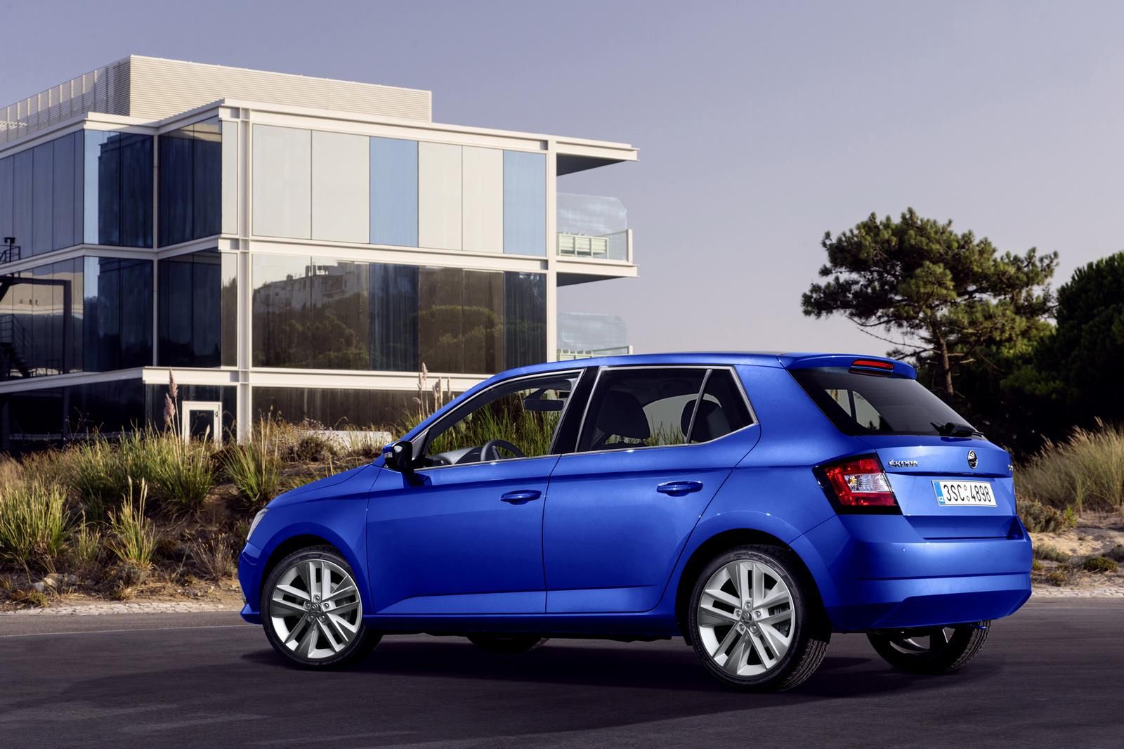 Nowa Škoda Fabia w obszernej galerii zdjęć 23