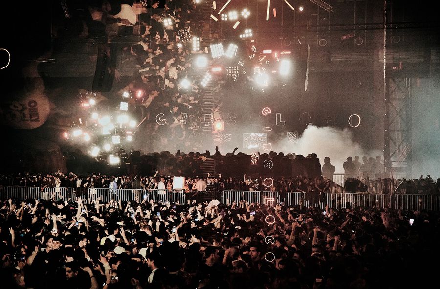 Rave w Pałacu w Wilanowie i światowa topka muzyki house