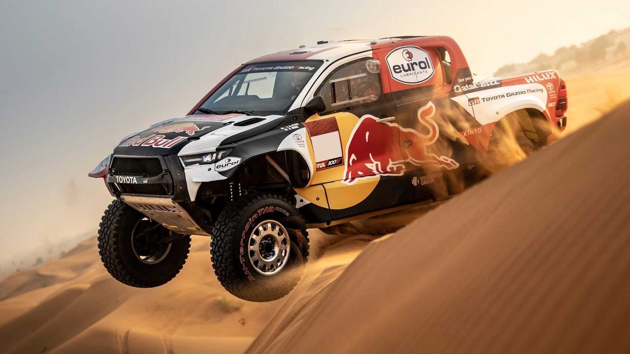 Toyota GR DKR Hilux T1+ wystartuje w Dakarze. Pojedzie nią Nasser Al-Attiyah