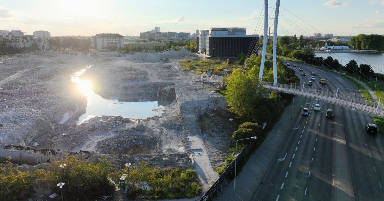 Poznań: Pustynia w centrum. Tak teraz wygląda teren po Galerii Malta