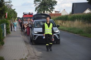 Dalewo: Odpust Przemienienia Pańskiego. Do miejscowej parafii pielgrzymowali wierni z sąsiedniej Mórki