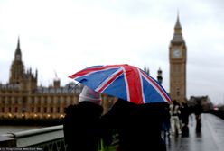 Młodzi Brytyjczycy zaniepokojeni. Opublikowano wyniki sondażu