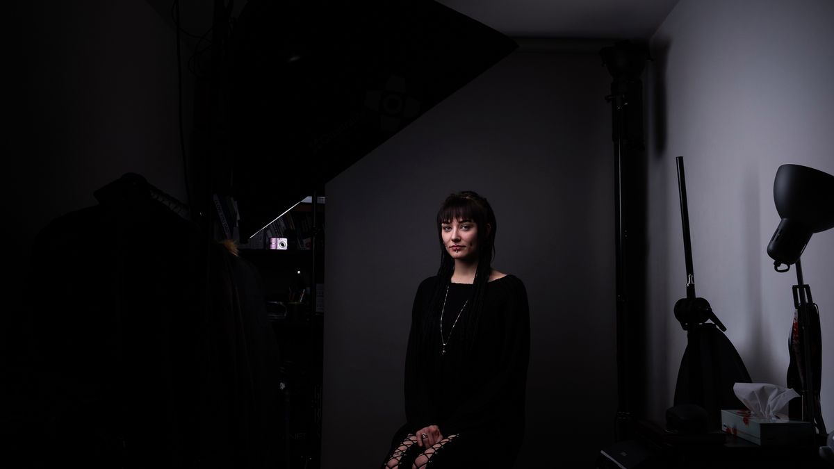 Jak zrobić zdjęcia w małym studio z jedną lampą błyskową? 1