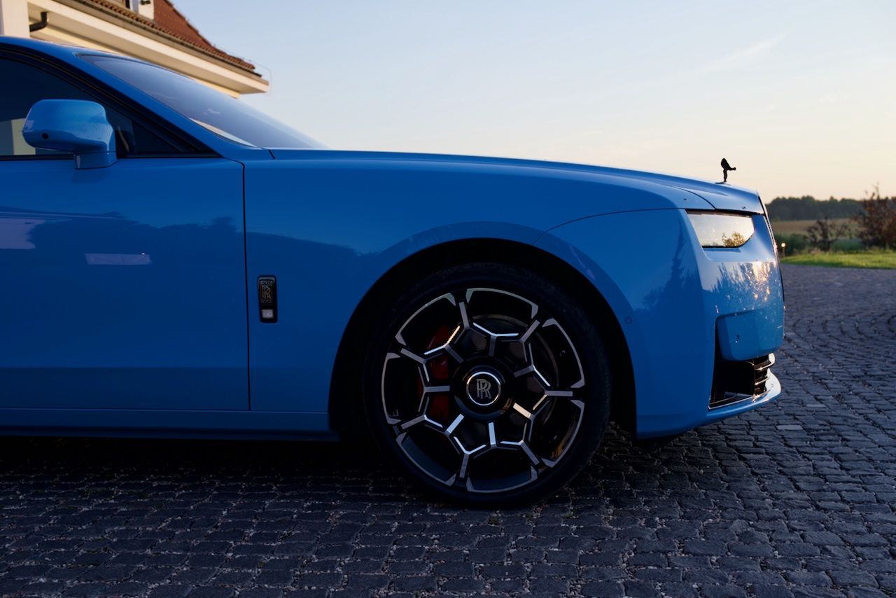 Rolls-Royce Black Badge Ghost
