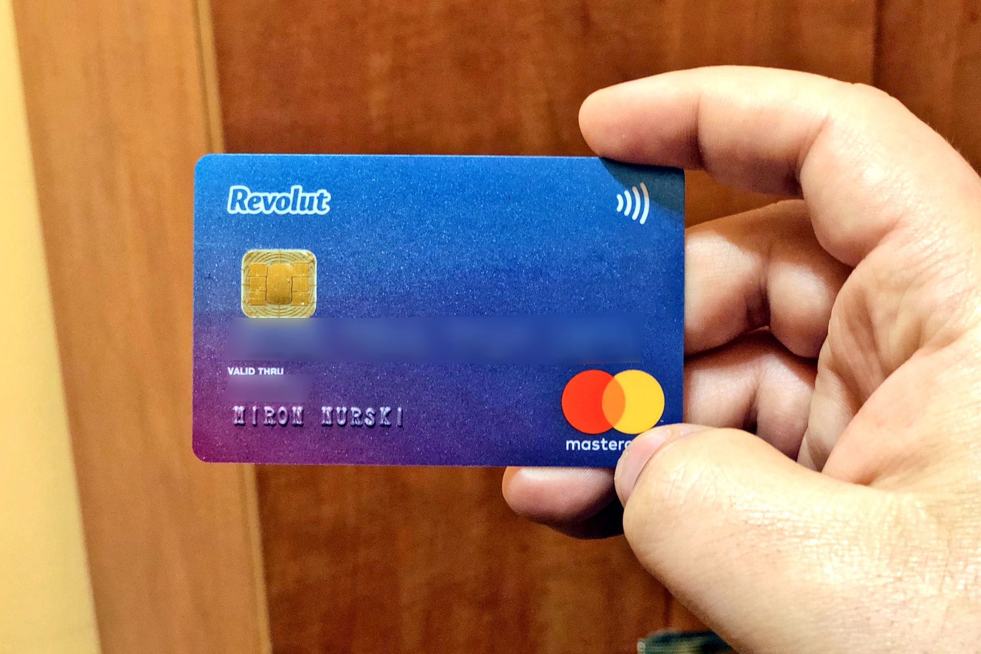 Revolut - świetna aplikacja płatnicza, dzięki której oszczędzam pieniądze na zakupach w sieci i za granicą 4
