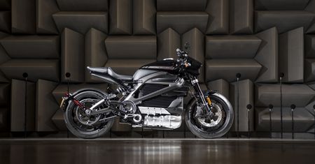 Harley wjeżdża na drogi z nowymi maszynami. Będzie coś na prąd i coś w teren