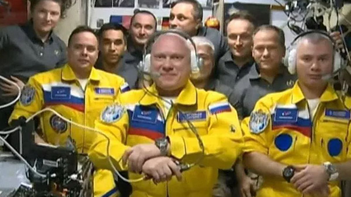 Żółto-niebieskie stroje Rosjan wywołały ogromną dyskusję