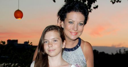 Alicja Węgorzewska pozuje na ściance Z CÓRKĄ. Amelia ma już 21 lat. Podobna do znanej mamy? (ZDJĘCIA)