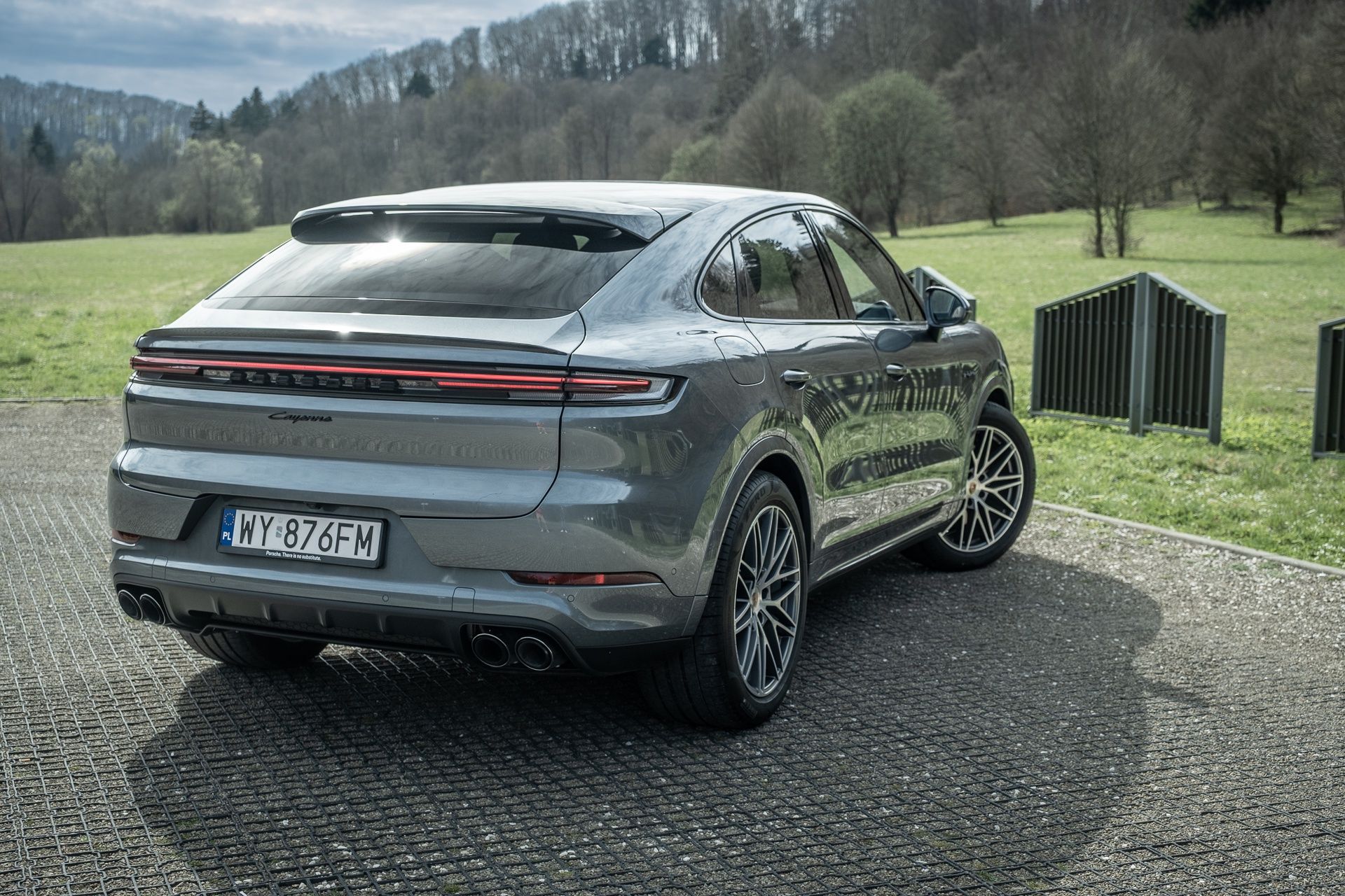 Porsche Cayenne Coupé E-Hybrid Black Edition (2026)