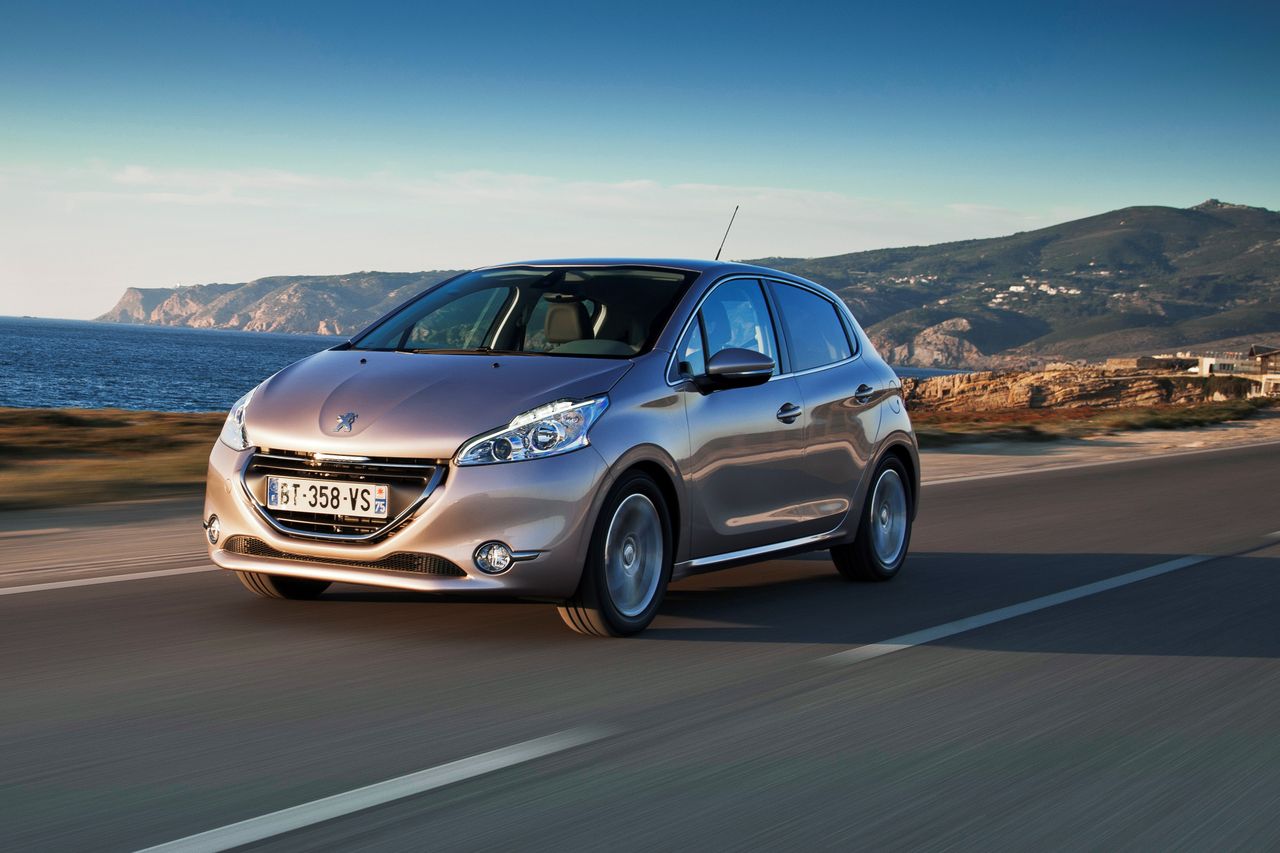 Peugeot 208