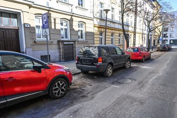 Bydgoszcz: Miejsc wyznaczonych w SPP nie widać, ale płacić trzeba