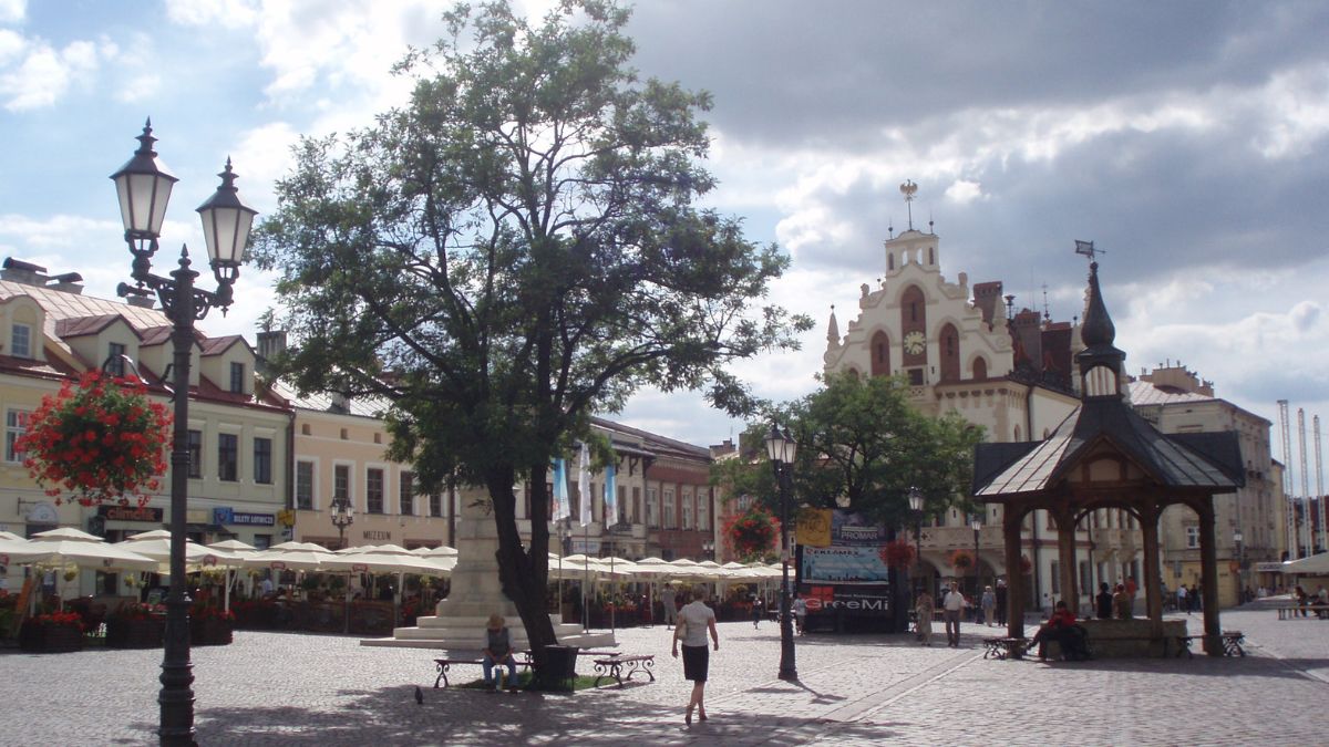 Rzeszów (zdj. podgl.).