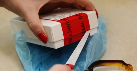 Szczepionka na koronawirusa. Będzie tańsza, niż zakładano