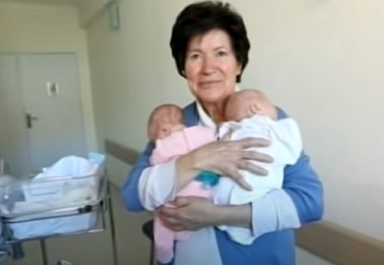 Najstarsza matka w Hiszpanii straciła opiekę nad bliźniakami