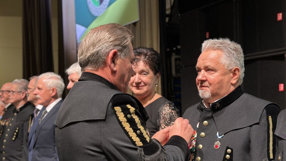 Barbórka 2025 w Bełchatowie. Spotkanie z jubilatami, emerytami, rencistami i wyróżnionymi pracownikami kopalni Bełchatów