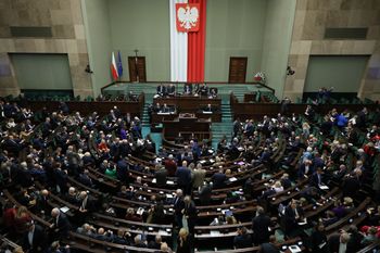 Nowa partia przed wyborami? Polacy zabrali głos