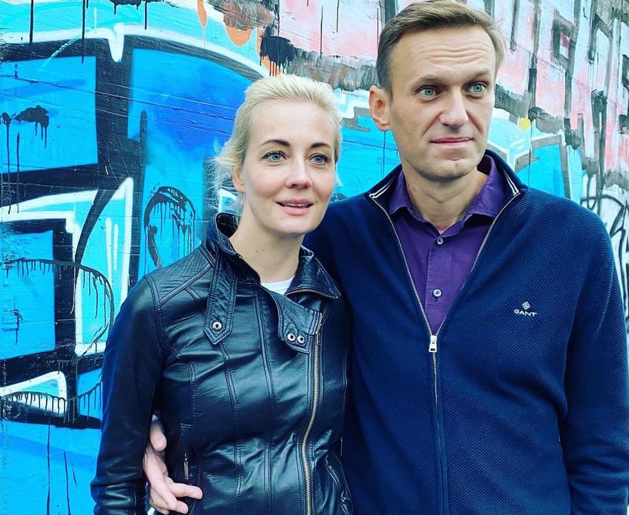 Nawalny trafi do szpitala. Kilka dni temu był "na randce" z żoną