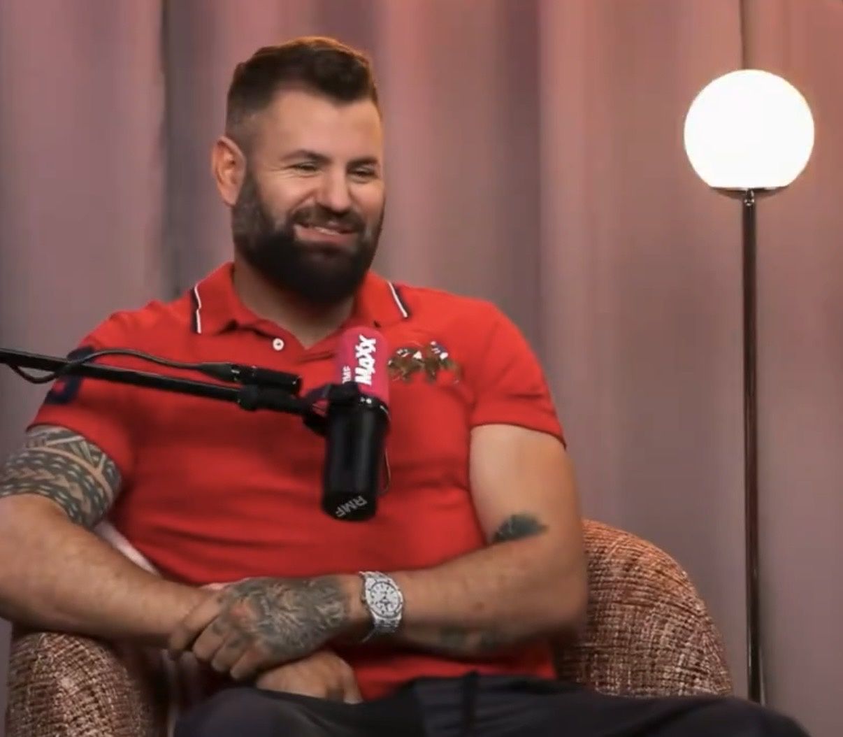 Wojtek Gola podczas rozmowy 