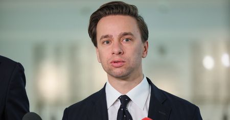 Bosak był studentem Collegium Humanum. "Jestem zażenowany"