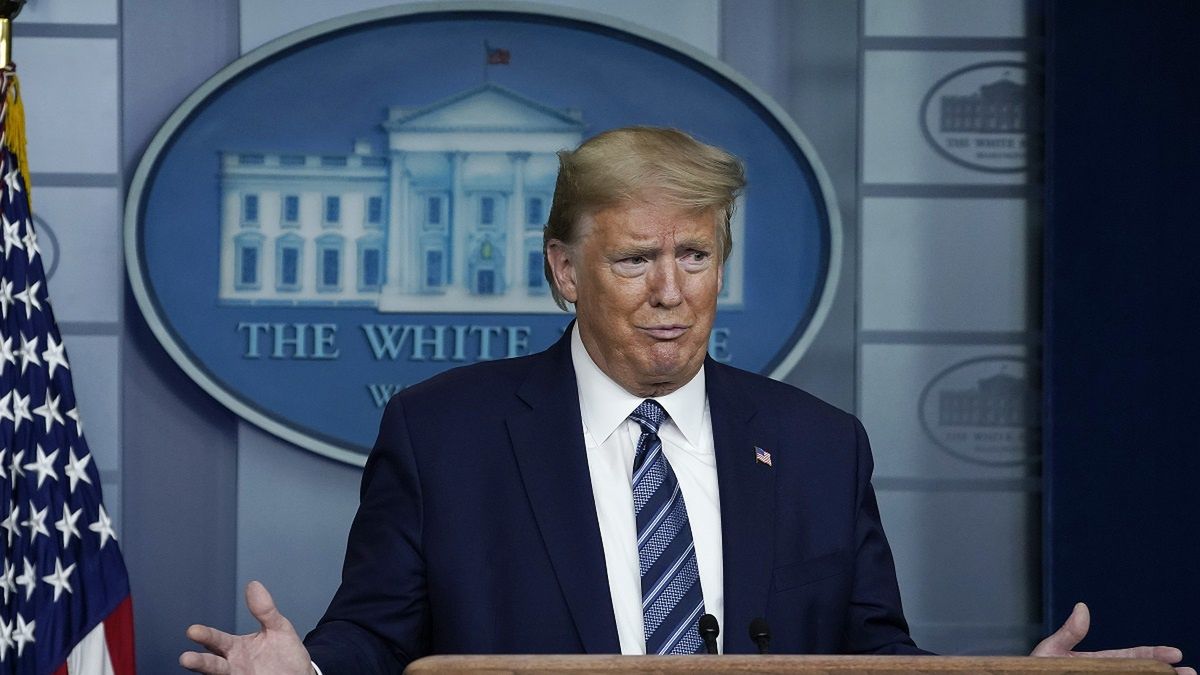 Po wypowiedzi Donalda Trumpa pewna kobieta postanowiła zjeść jedzenie odkażone środkiem do dezynfekcji