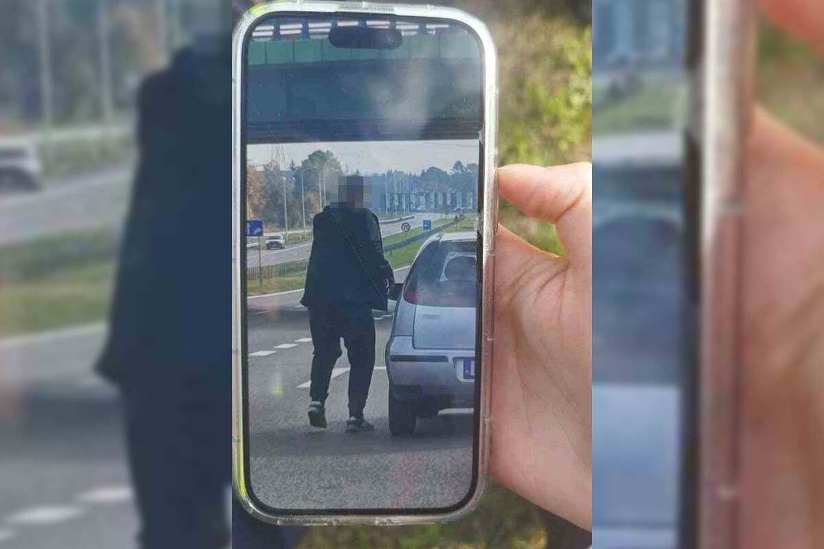 Zdjęcie podejrzanego na telefonie