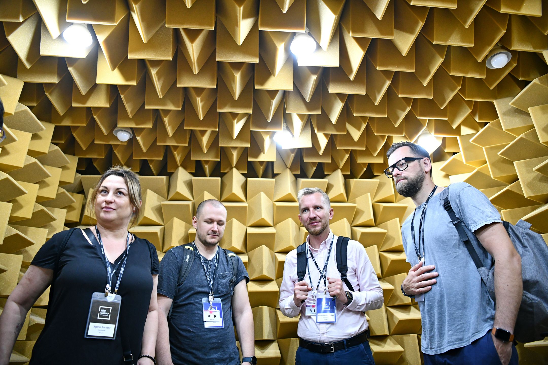 Odwiedziłem studio nagraniowe Samsunga, w którym powstają... dzwonki do telefonów 4