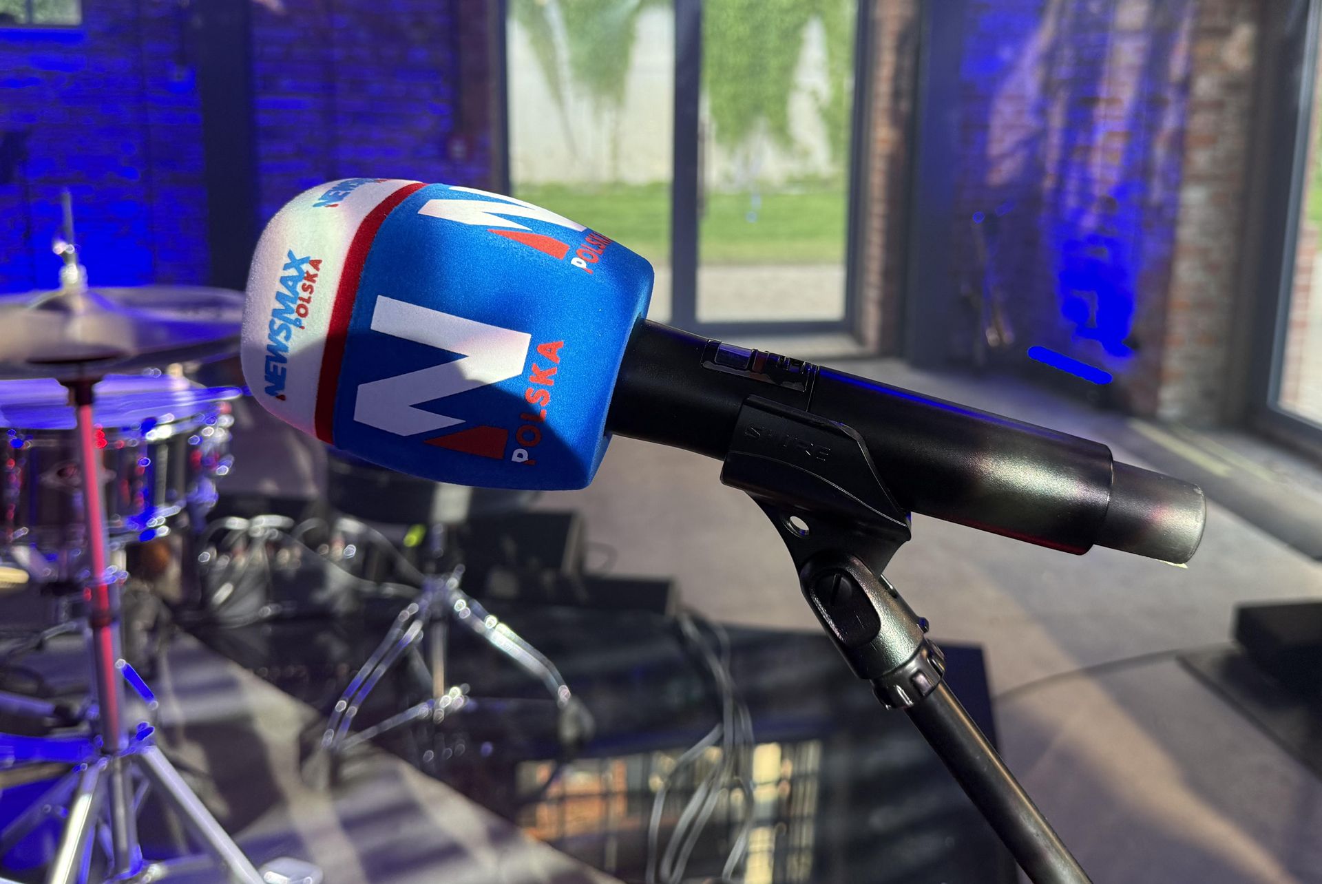 Mikrofon Newsmax Polska