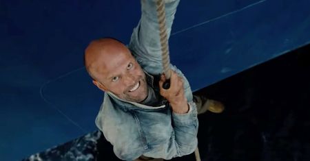 Jason Statham znów zrobi to, co potrafi najlepiej. Jest zwiastun "Buntownika"