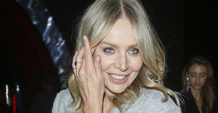 Coraz krótsza i krótsza. Marynarka Agnieszki Woźniak-Starak robi karierę