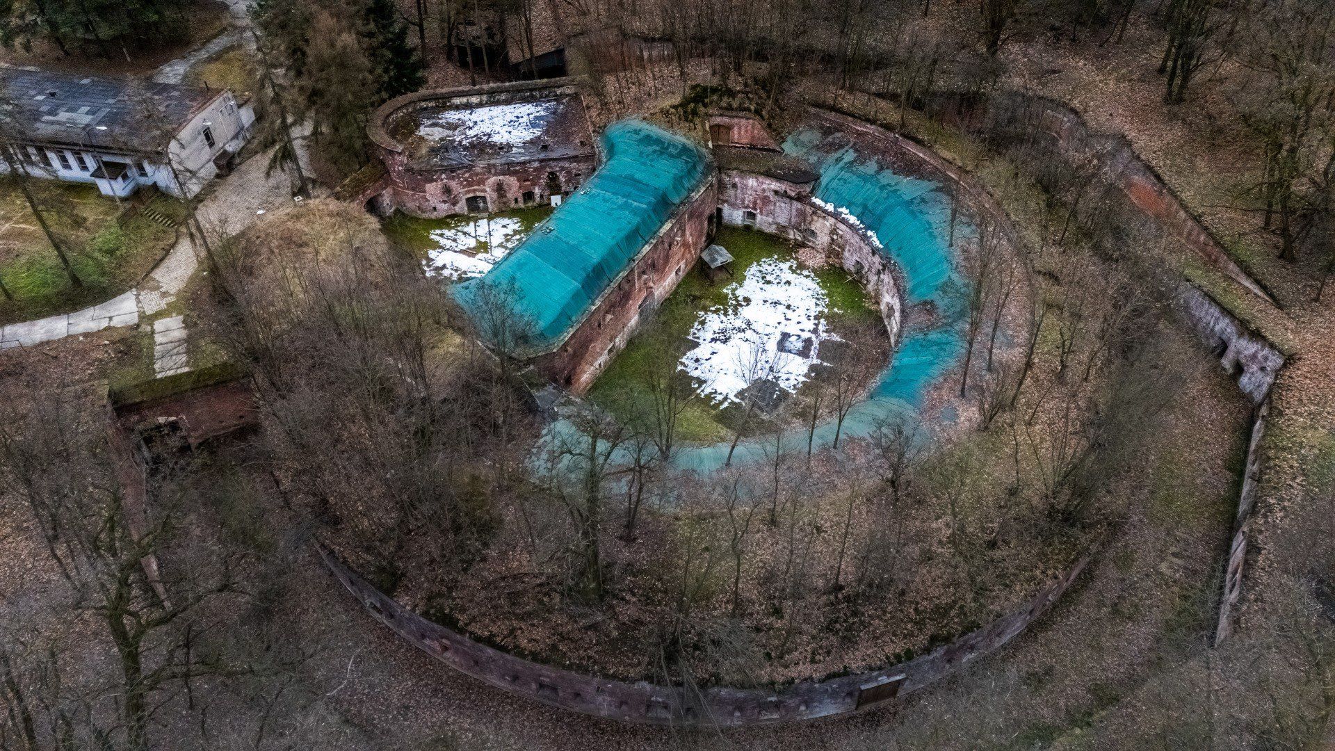 UKEN planuje inwestycję w bezpośrednim sąsiedztwie zabytkowej zabudowy fortu