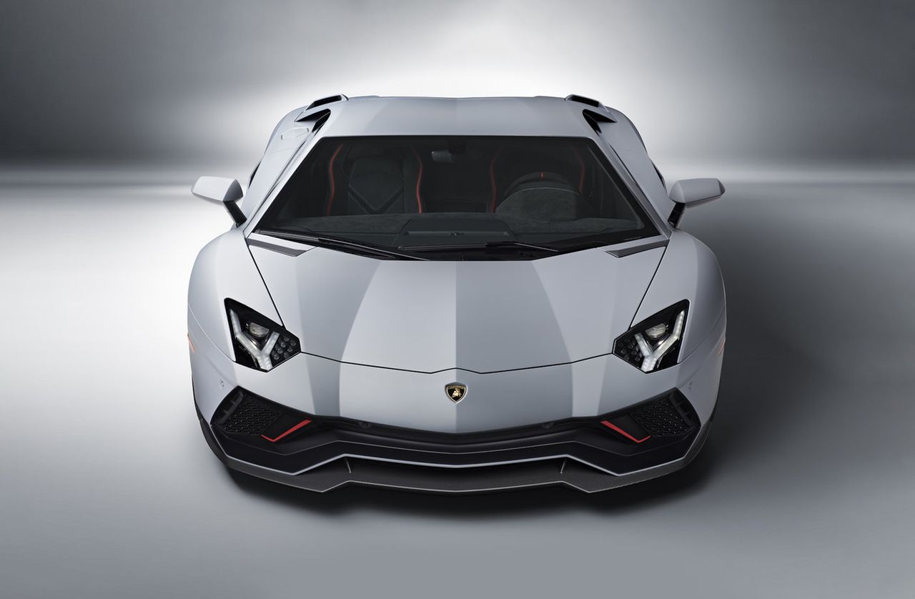Lamborghini wznowi produkcję Aventadora po tym, jak ostatnie sztuki spłonęły na statku