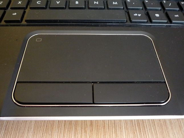 HP Pavilion dv6-7070ew - touchpad
