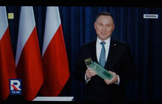 Andrzej Duda politykiem roku w plebiscycie Telewizji Republika. Wśród nagrodzonych także Łukasz Szumowski i Jacek Sasin