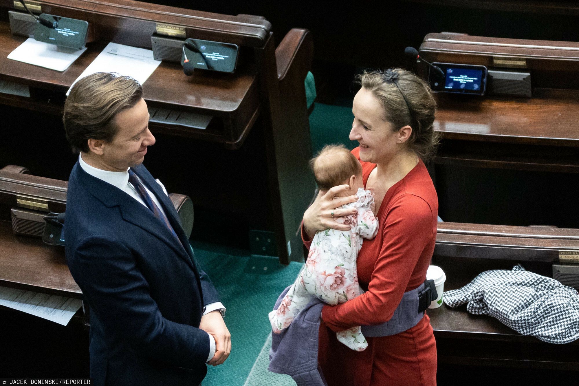 Krzysztof i Karina Bosakowie z córką