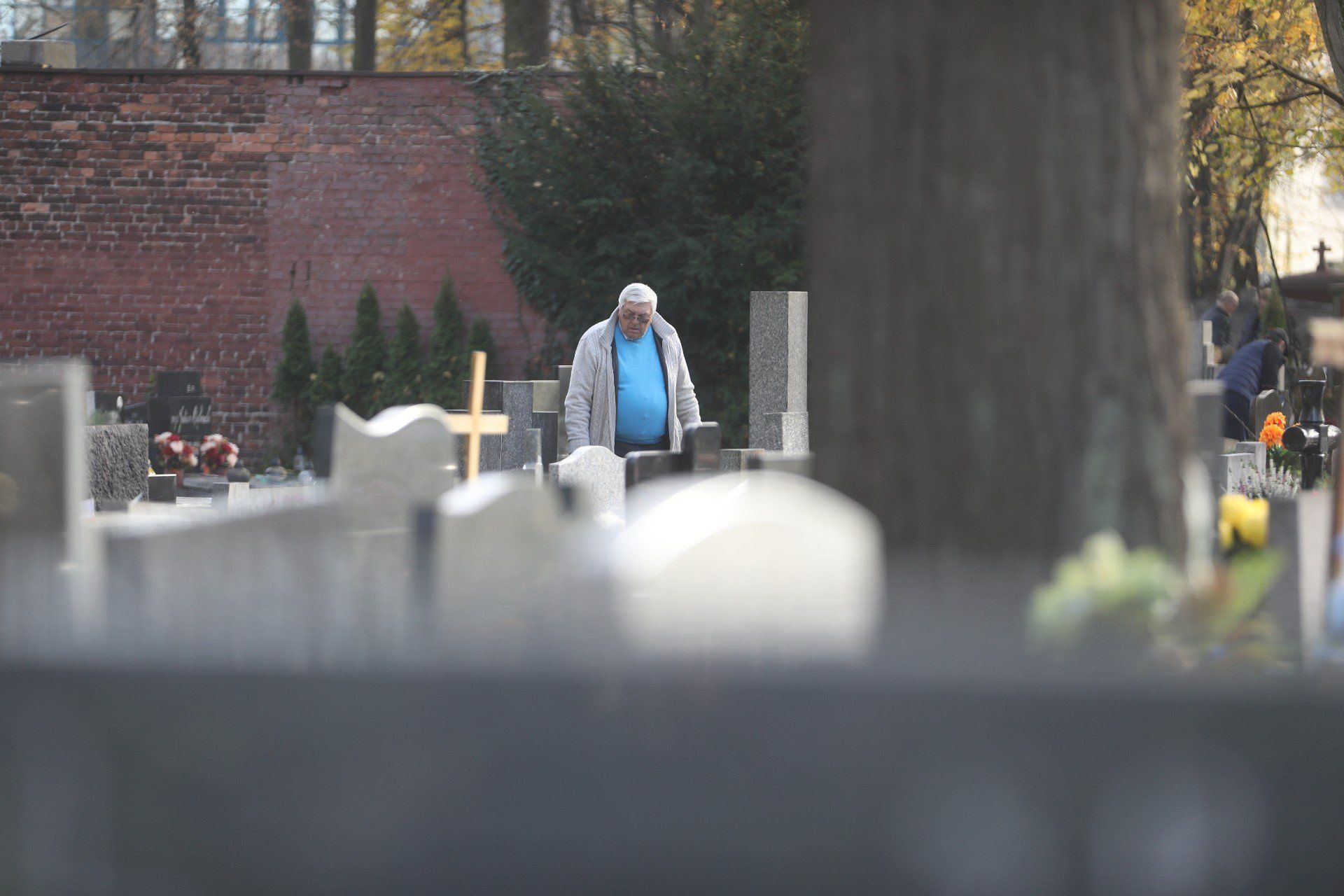 31.10.2025 KATOWICE CMENTARZ FRANCUSKA FOT. MARZENA BUGALA-ASTASZOW/ /DZIENNIK ZACHODNI/ POLSKA PRESS