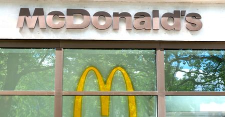 Koronawirus w McDonald's! Jeśli tam jadłeś, skontaktuj się szybko z sanepidem