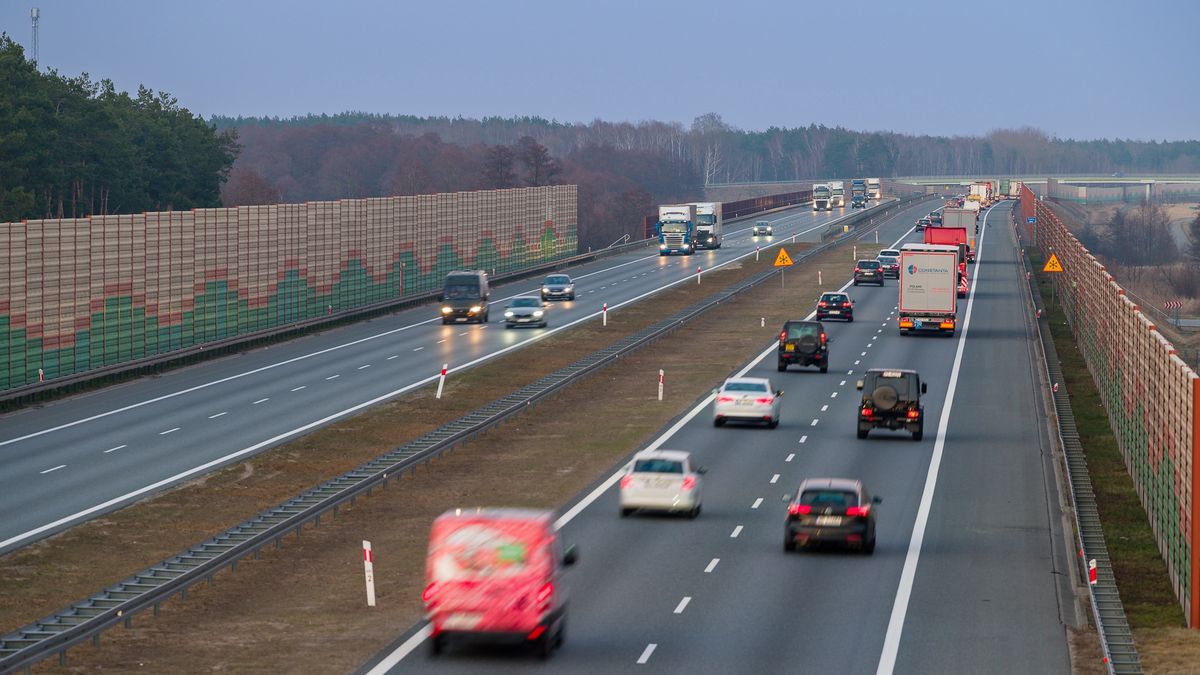 Odcinek autostrady A2 między Łodzią a Warszawą